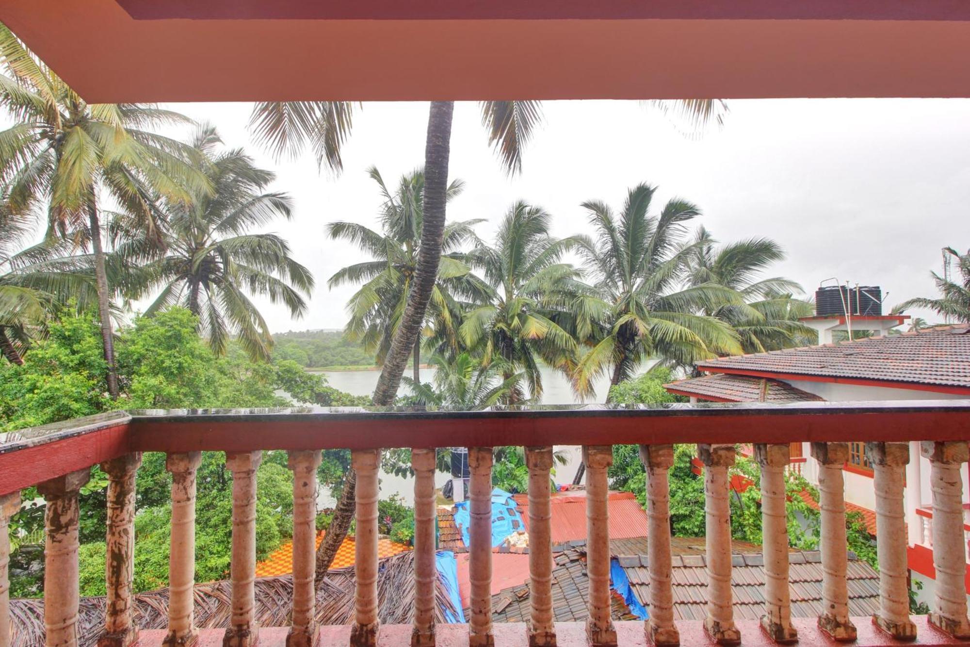 Hotel O Ferns Guest House Calangute Exteriör bild