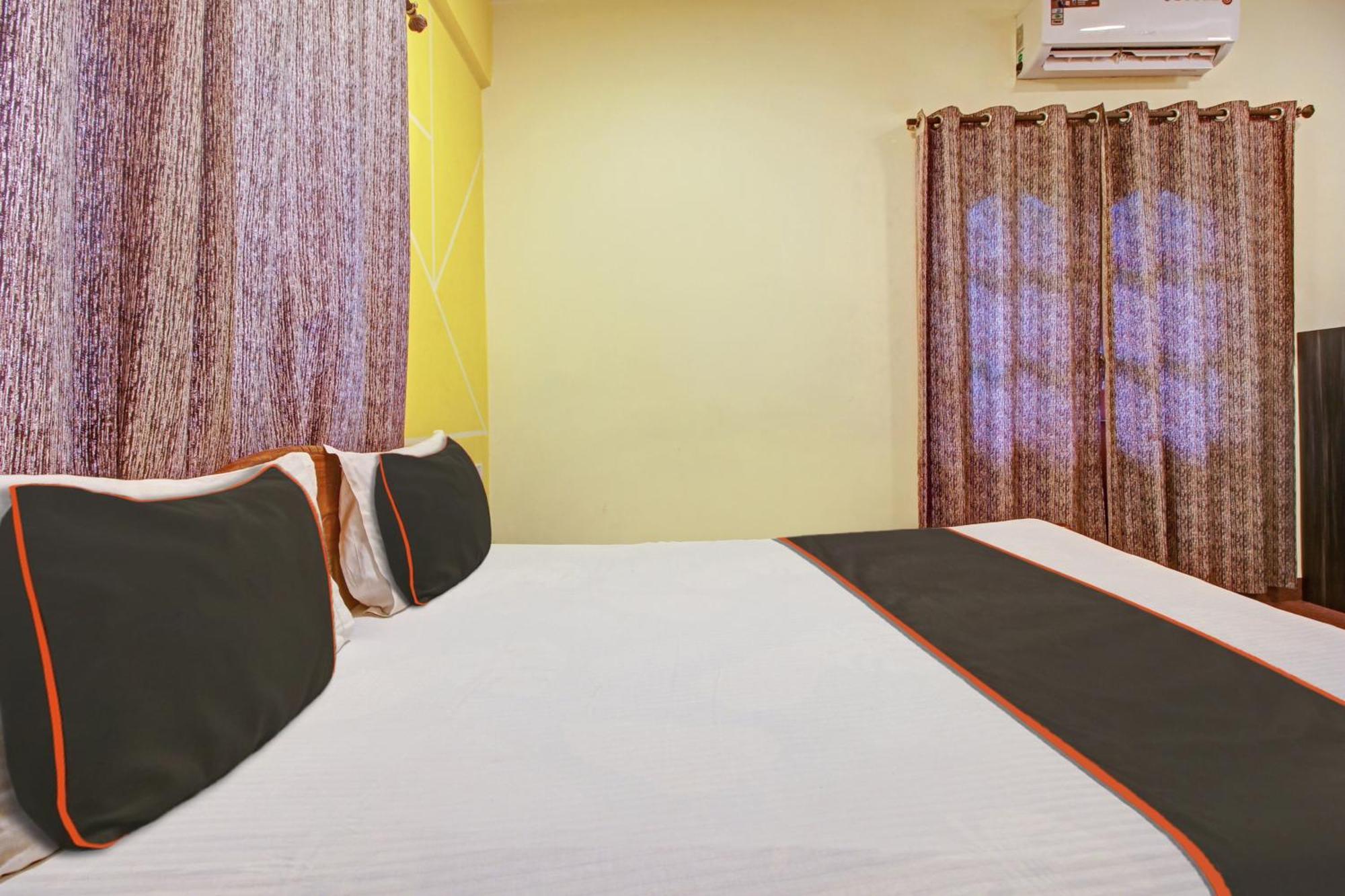 Hotel O Ferns Guest House Calangute Exteriör bild