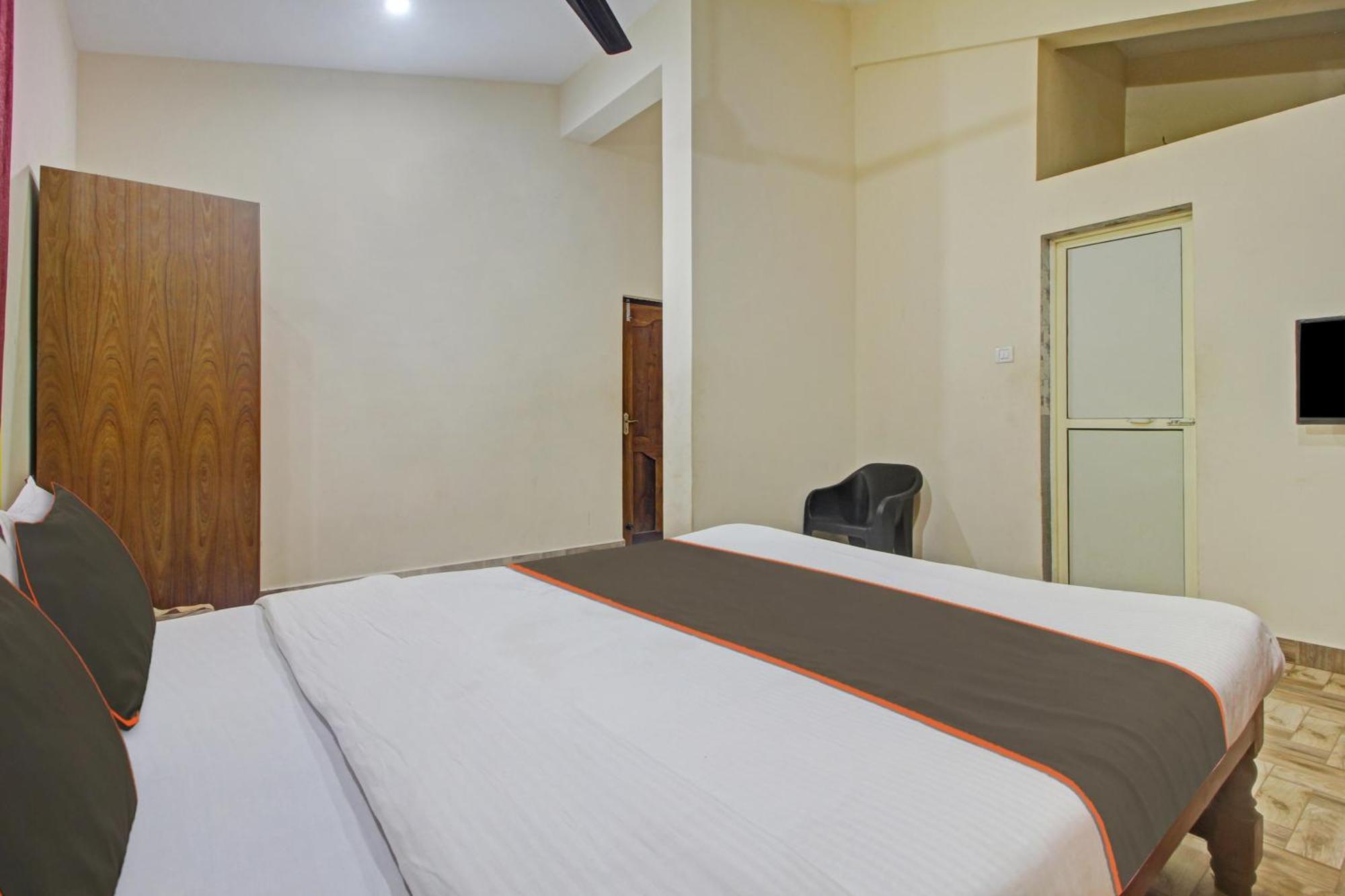 Hotel O Ferns Guest House Calangute Exteriör bild