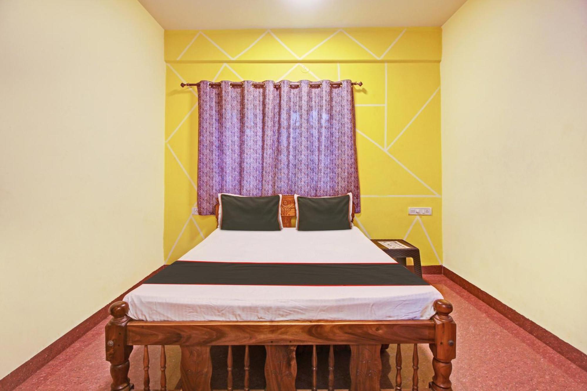 Hotel O Ferns Guest House Calangute Exteriör bild