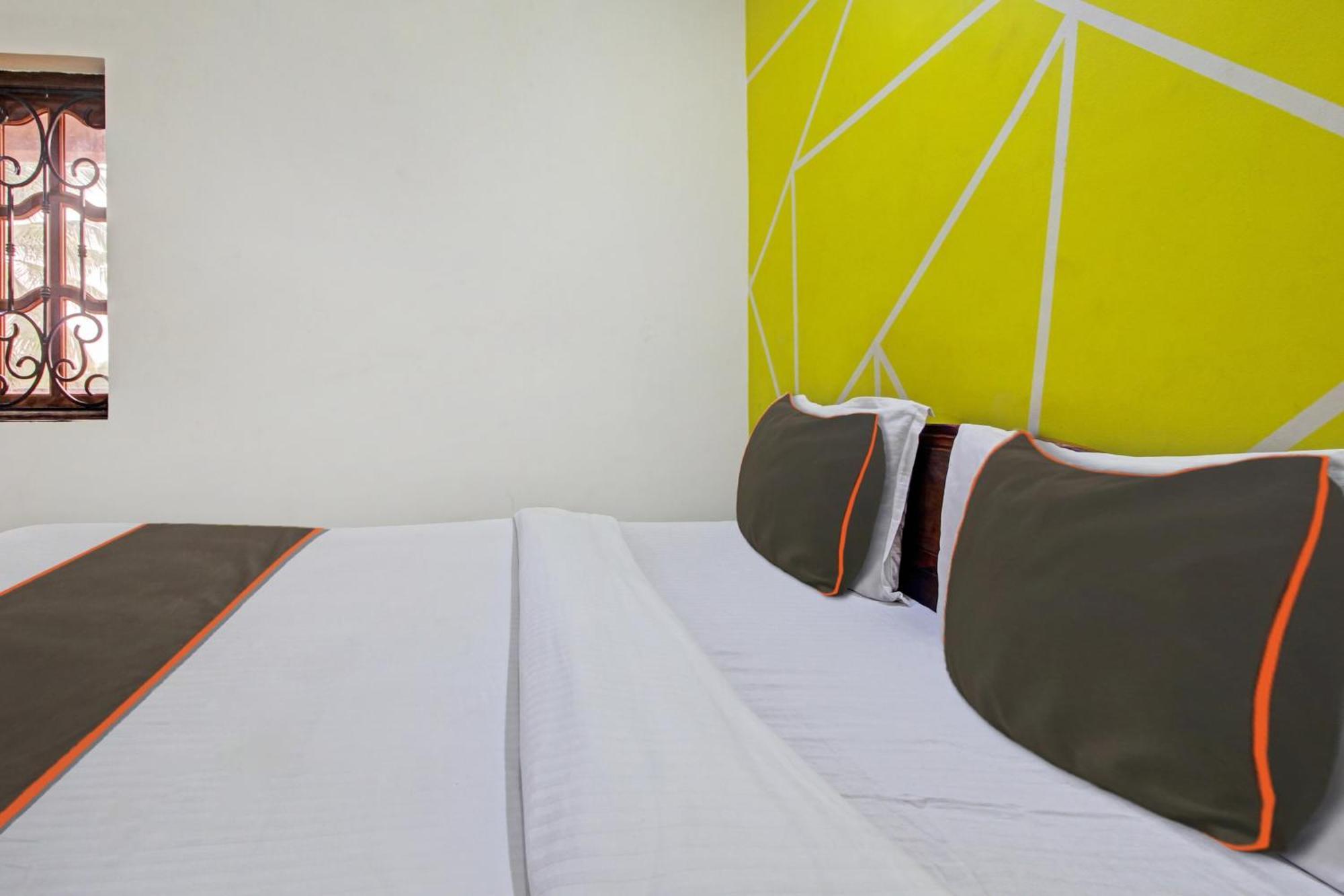 Hotel O Ferns Guest House Calangute Exteriör bild